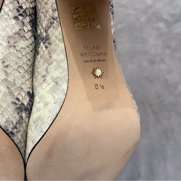 Stuart Weitzman Adria Python Print Pointed Toe Leather Pumps Size 8.5 - Picture 8 of 12